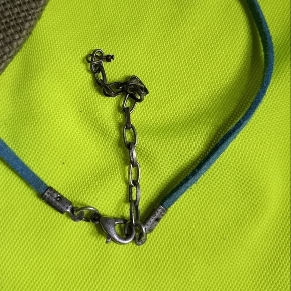 Silvertone blue green beaded necklace - Picture 3 of 6